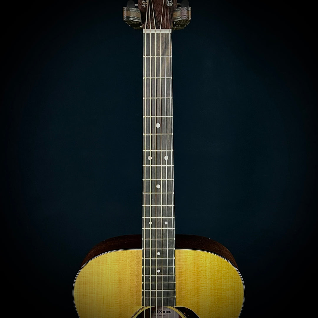 Martin 000-10E Retro
