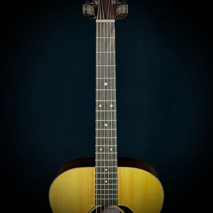 Martin 000-10E Retro