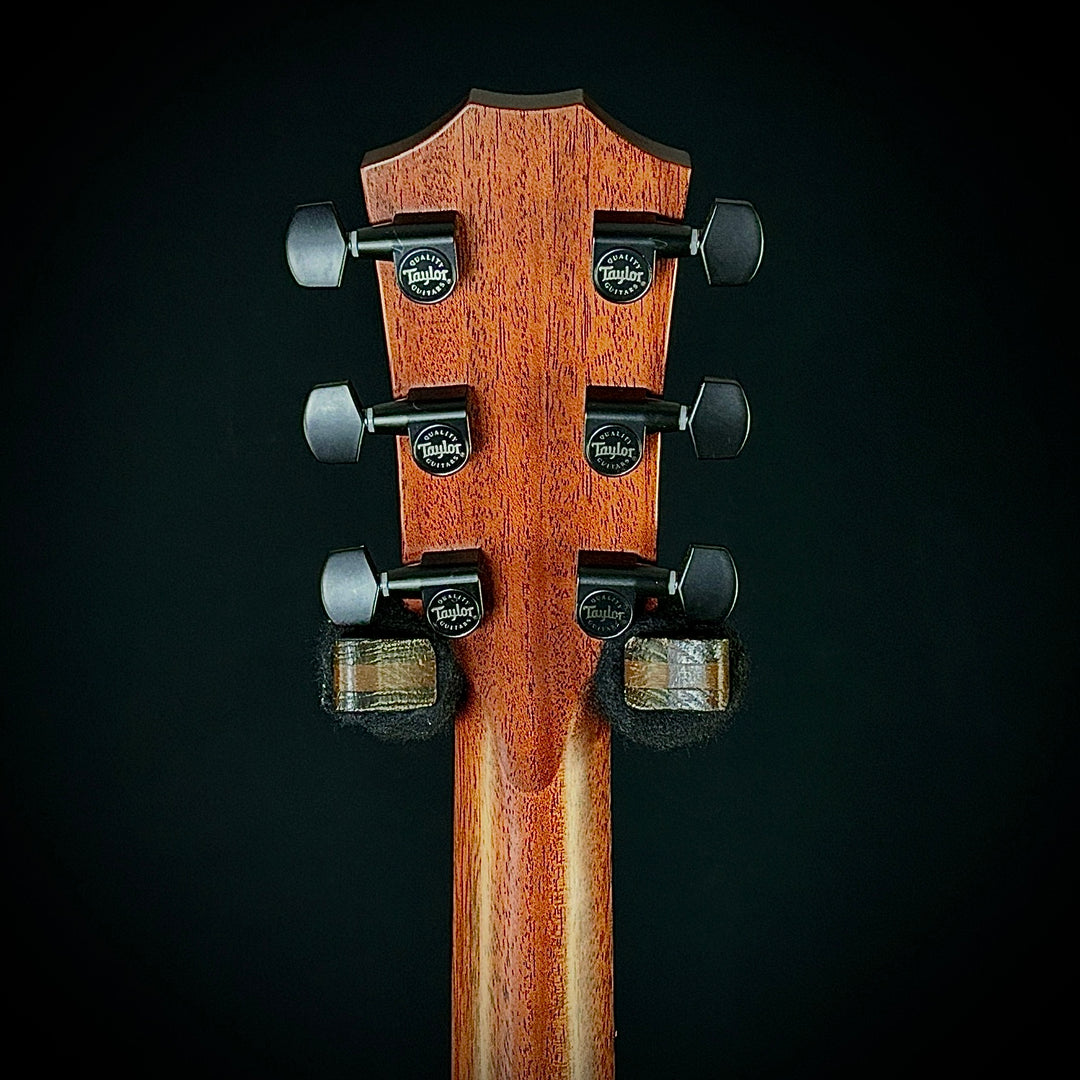 Taylor 324CE