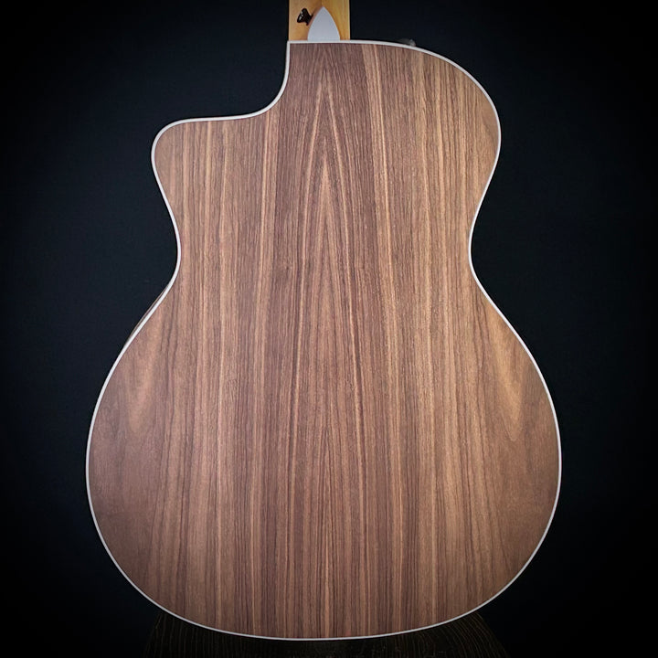 Taylor 214CE - Walnut