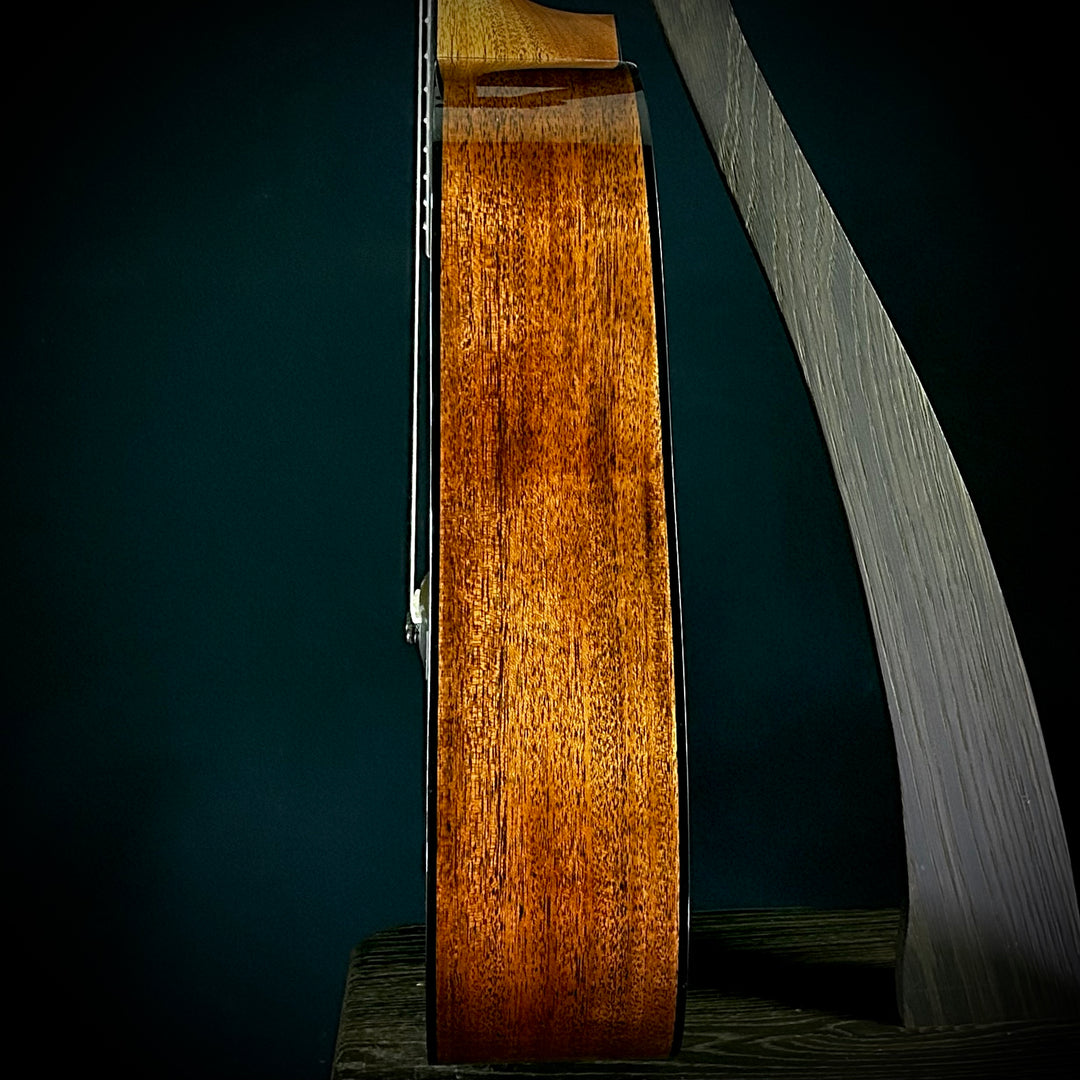 Martin D-18