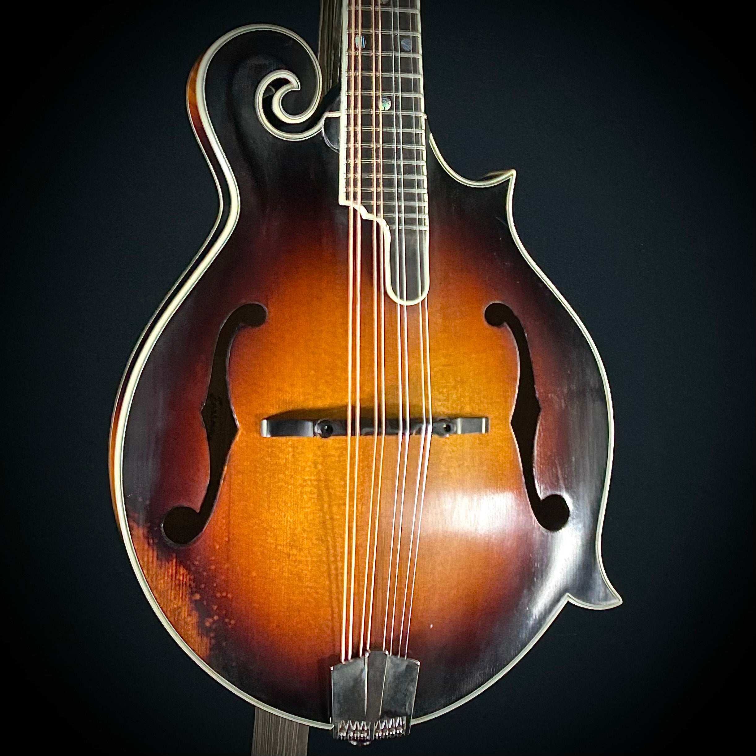 Eastman MD815 - Antique Varnish – Music Villa MT