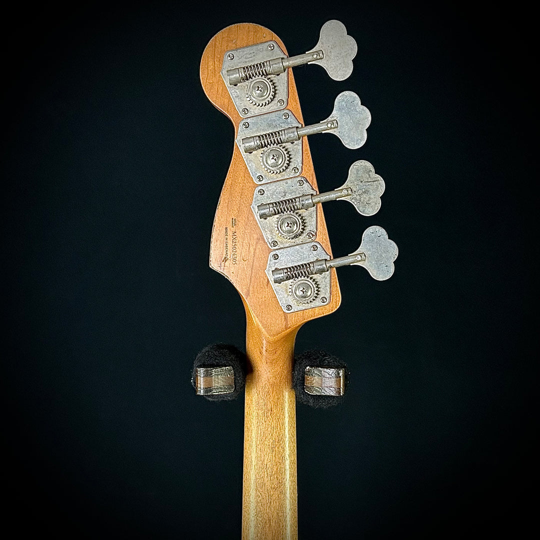 Fender Flea Jazz Bass Roadworn