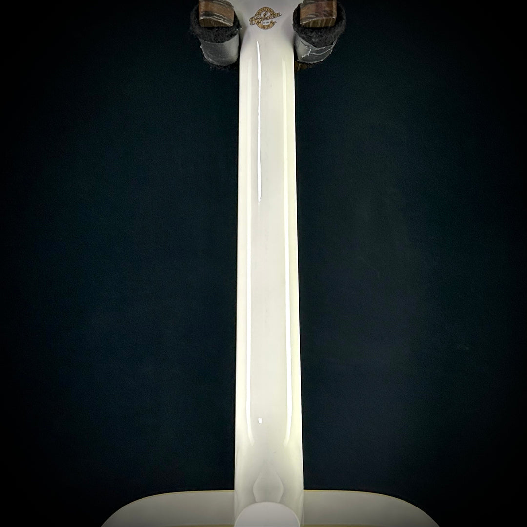 Gibson Hummingbird Maple - Alpine White Gloss