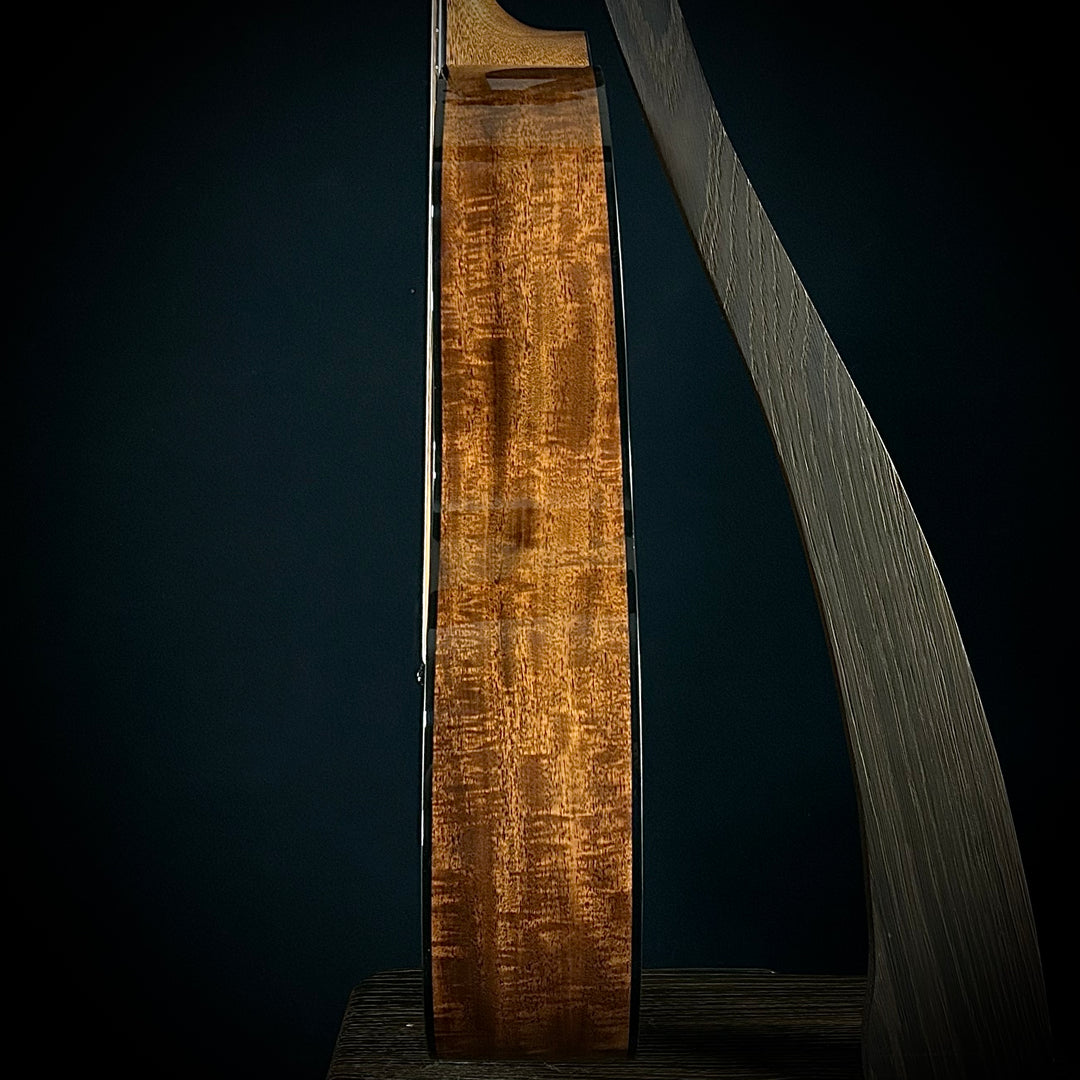 Martin CS 18 Style 000, 12-Fret - Beeswing Figured Mahogany