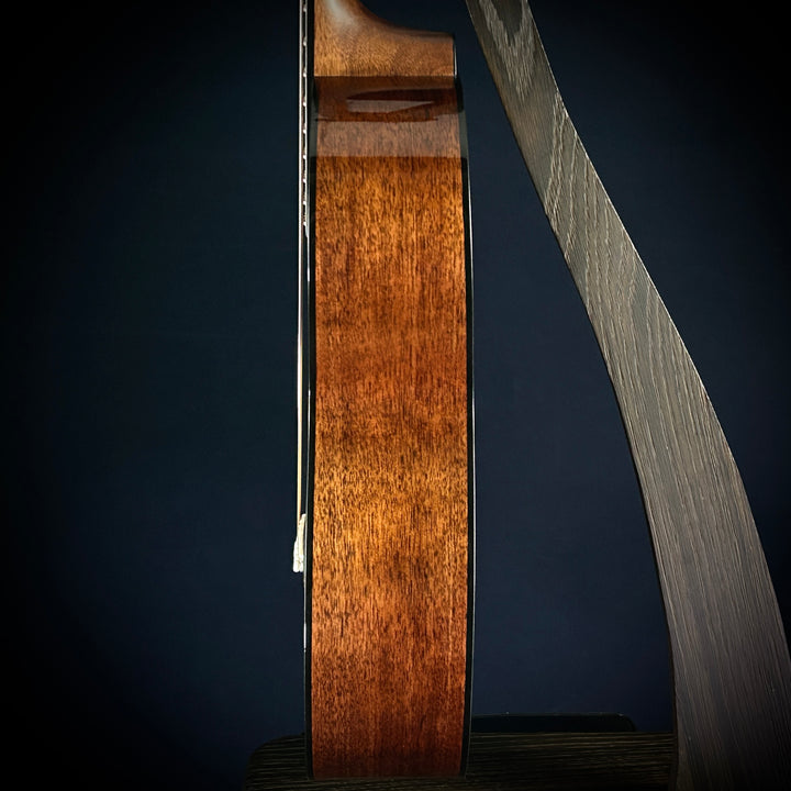 Martin Custom 18 Style - Size-2