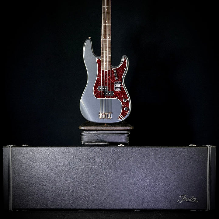 Fender Vintera II Road Worn ‘60s Precision Bass