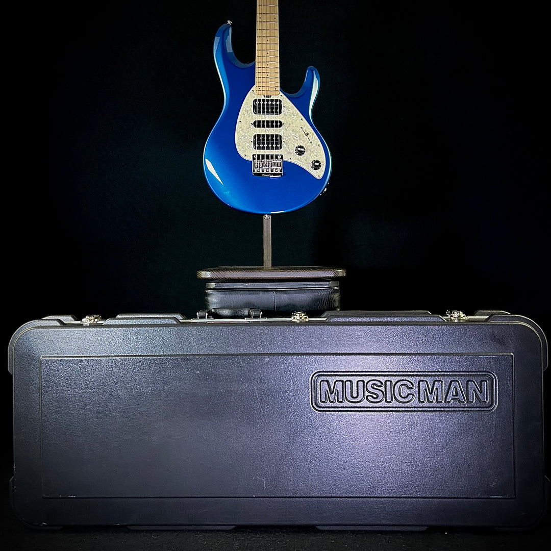 Music Man Silhouette (USED)