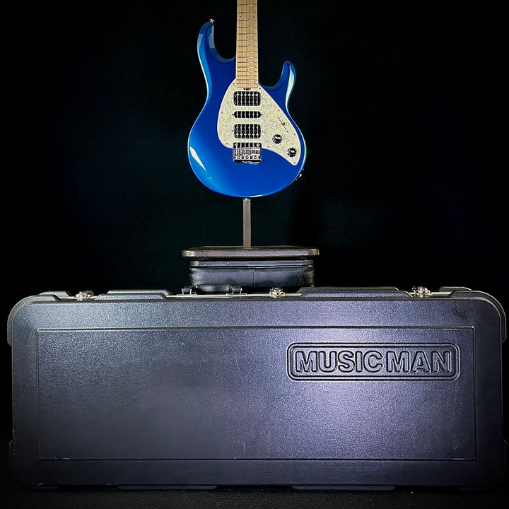Music Man Silhouette (USED)