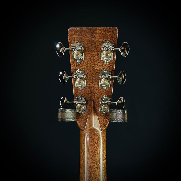 Martin Custom 0-28 - Adirondack Top