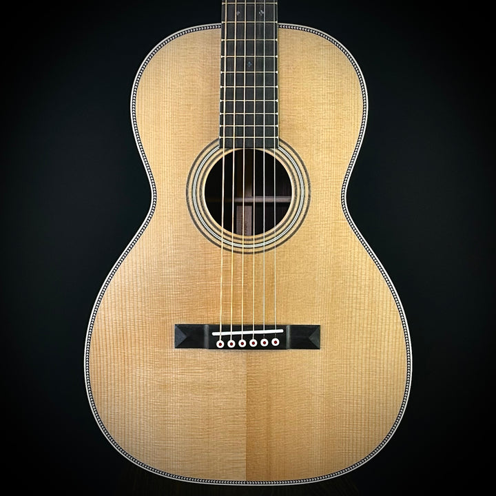 Martin 012-28 Modern Deluxe