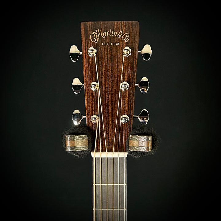 Martin D-28 - New for 2025