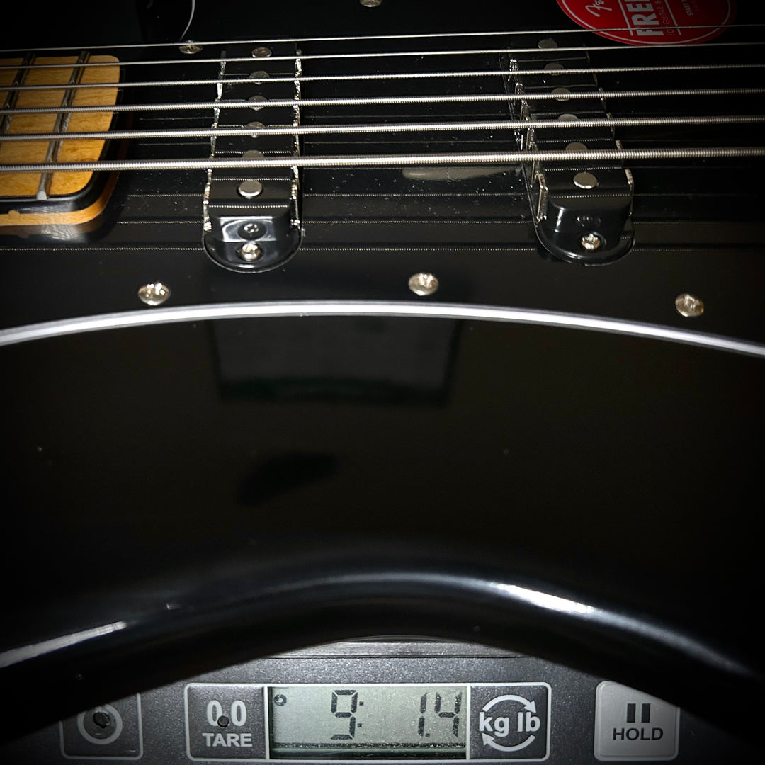 Squier Classic Vibe Bass VI