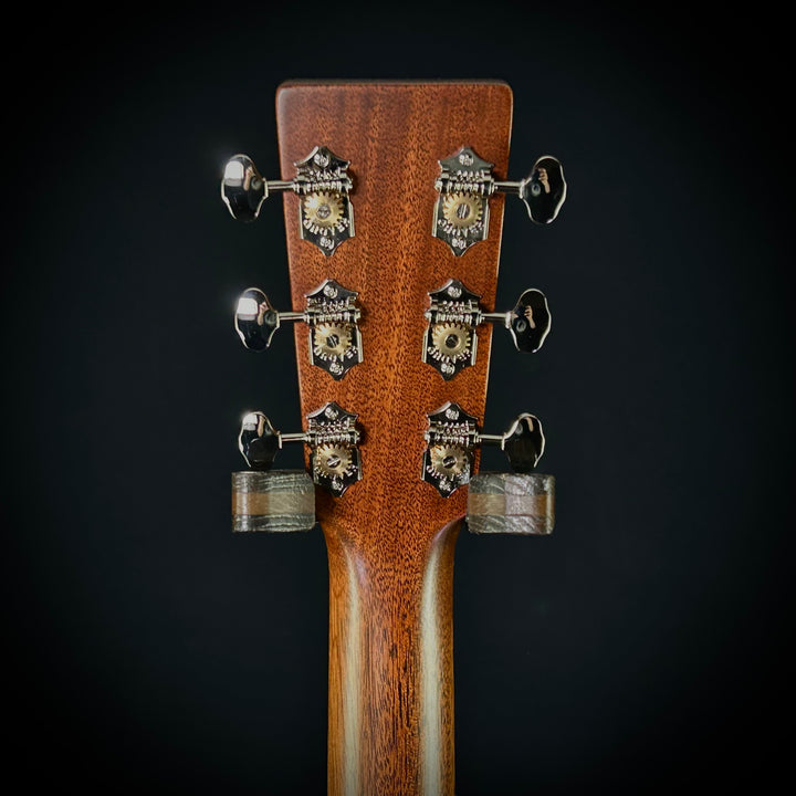 Martin 00-18