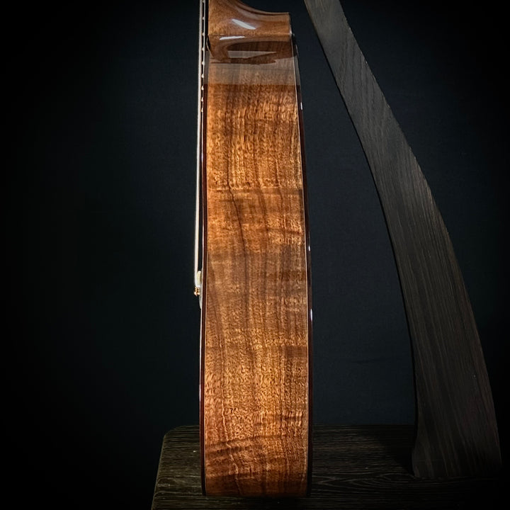Martin 0’ahu K-42 Hibiscus