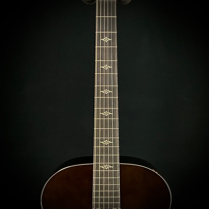 Taylor Custom Gold Label - Grand Concert