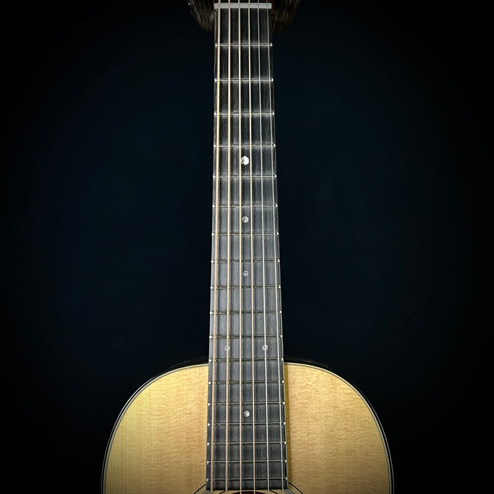 Martin Custom Shop 18 Style, Size 5 "Terz"