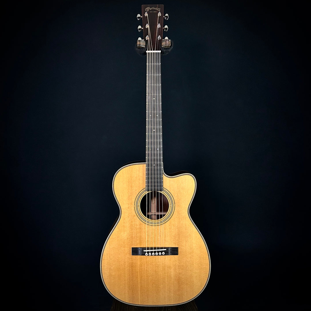 Martin Custom Shop 28 Style, Double 00, Cutaway - Thin Finish
