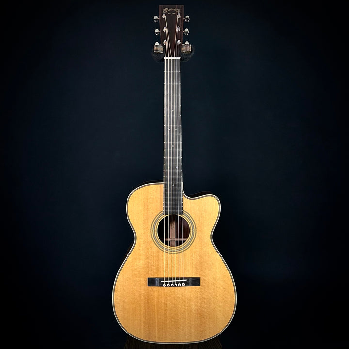 Martin Custom Shop 28 Style, Double 00, Cutaway - Thin Finish