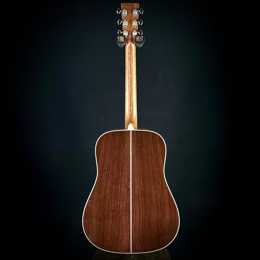Martin D-28 - Billy Strings