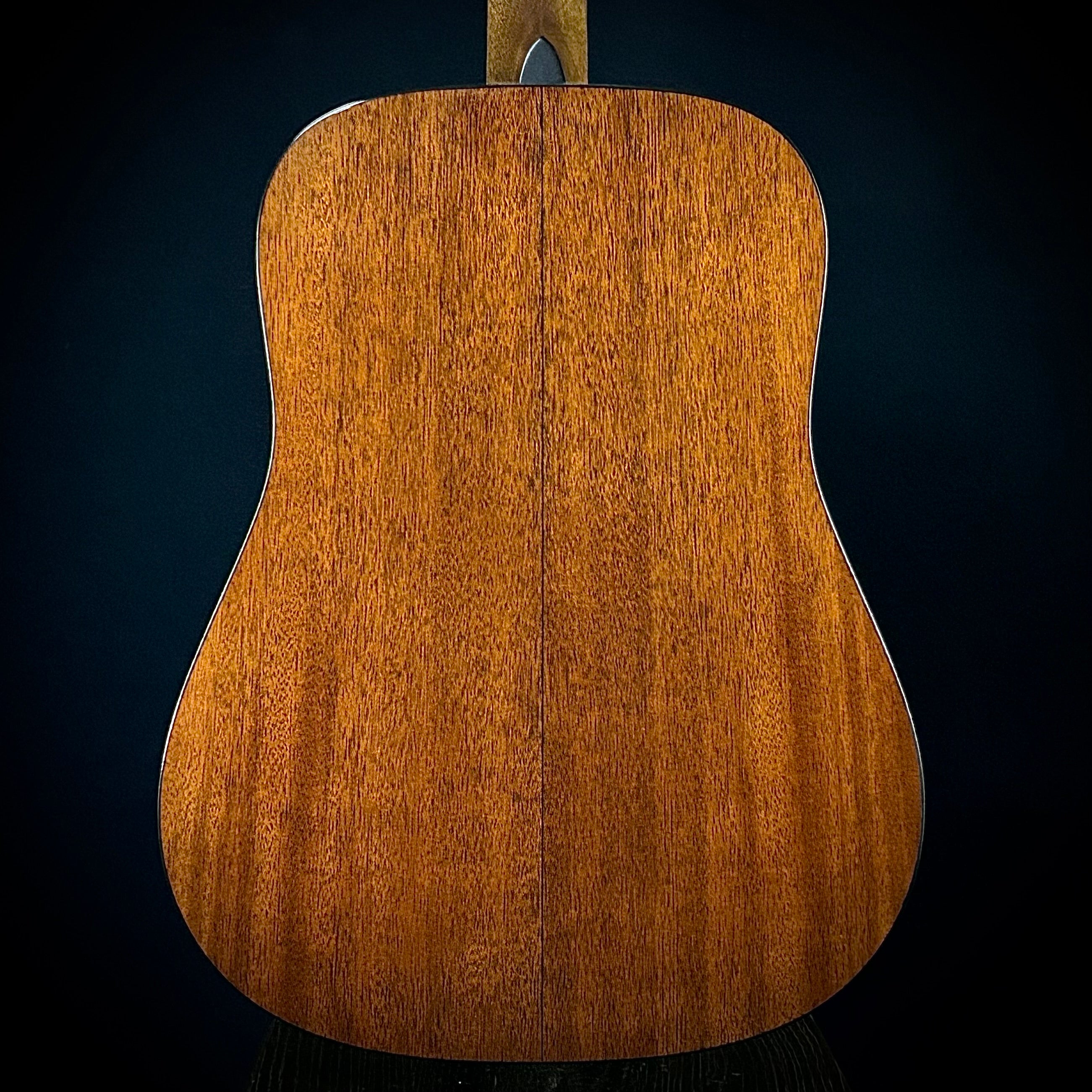 美品　Martin D-18V Martin D-18 StreetLegend, Natural | For Sale | Replay Guitar