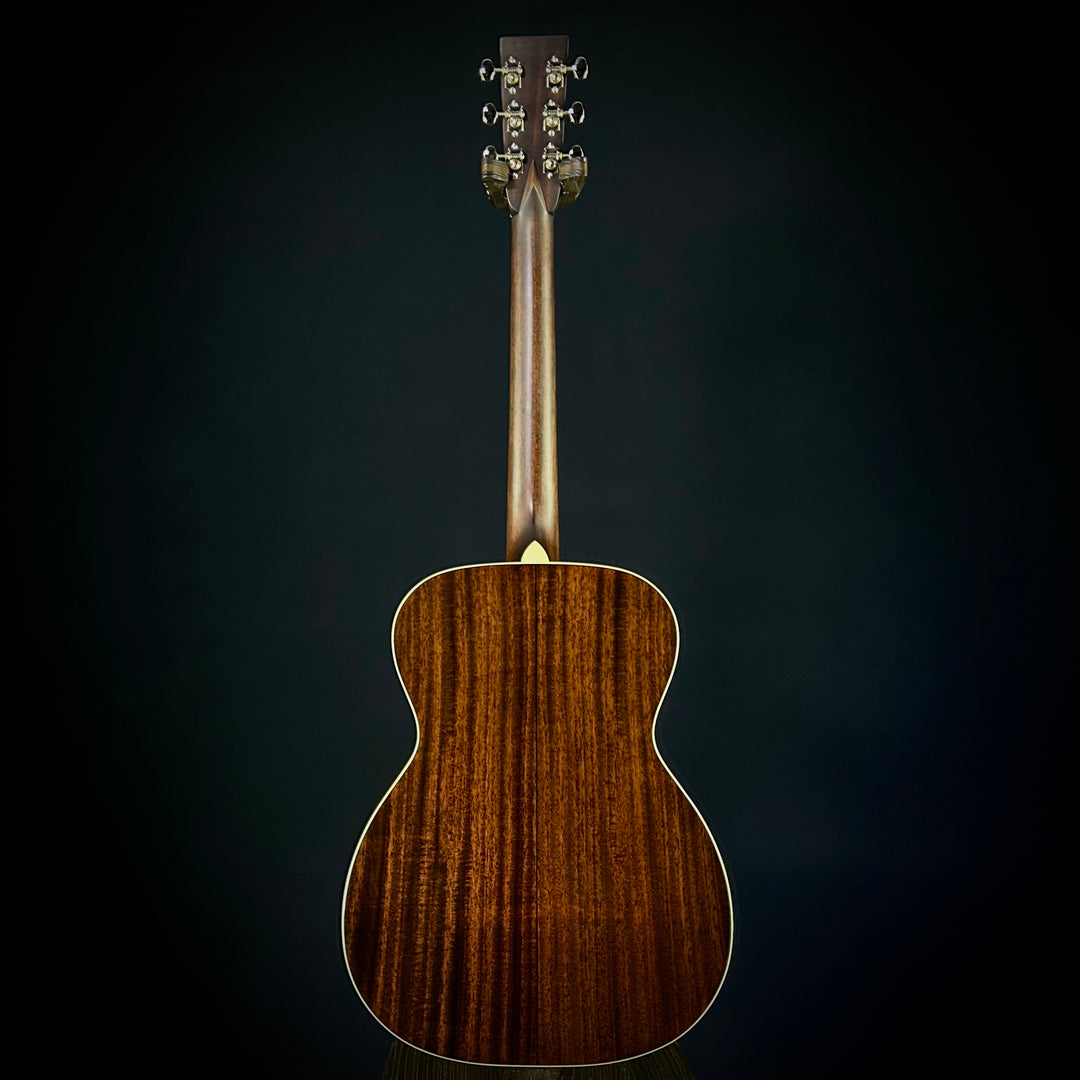 Bourgeois Downeast Series - Hog Top 0014