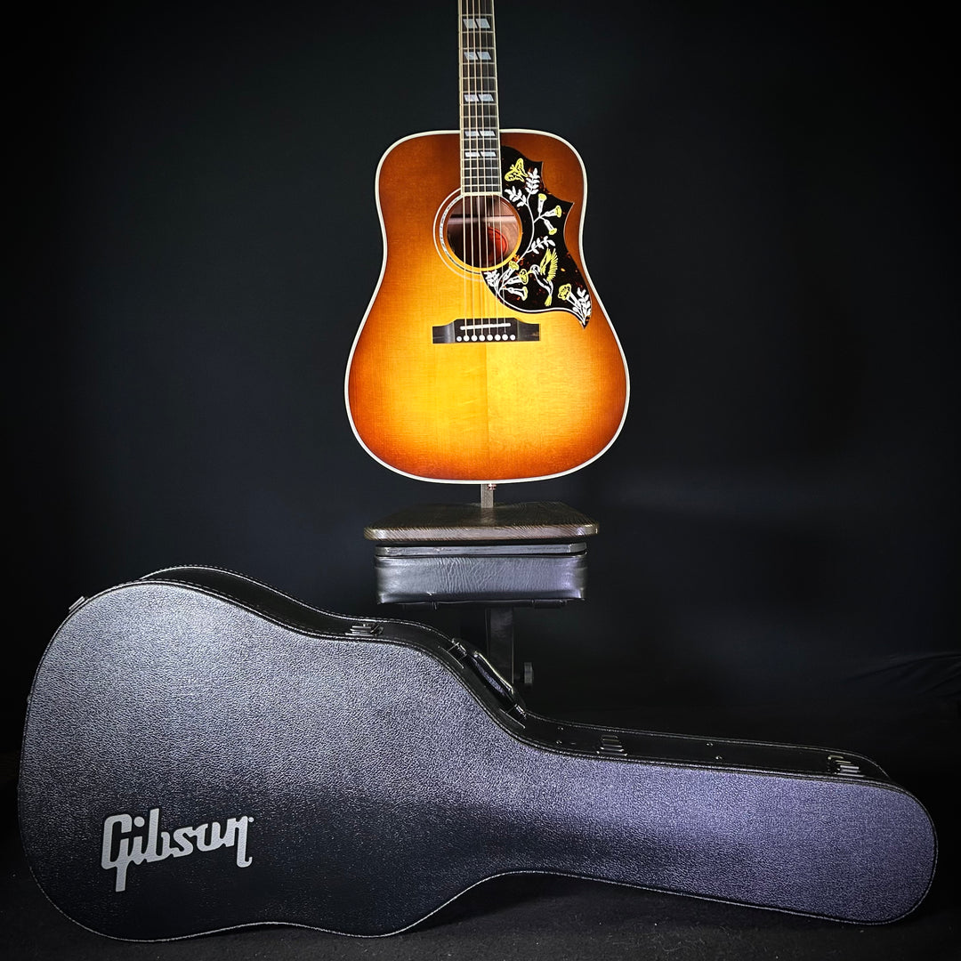 Gibson Hummingbird - KOA / Carpathian Spruce