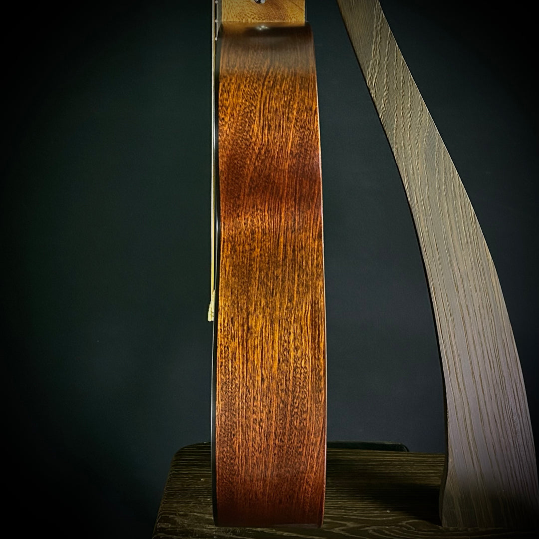 Martin 000-10E Retro