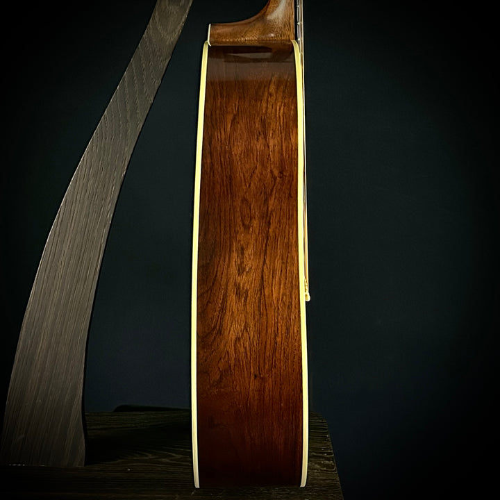 Martin D-28 Authentic 1937 Aged - Guatemalan Rosewood