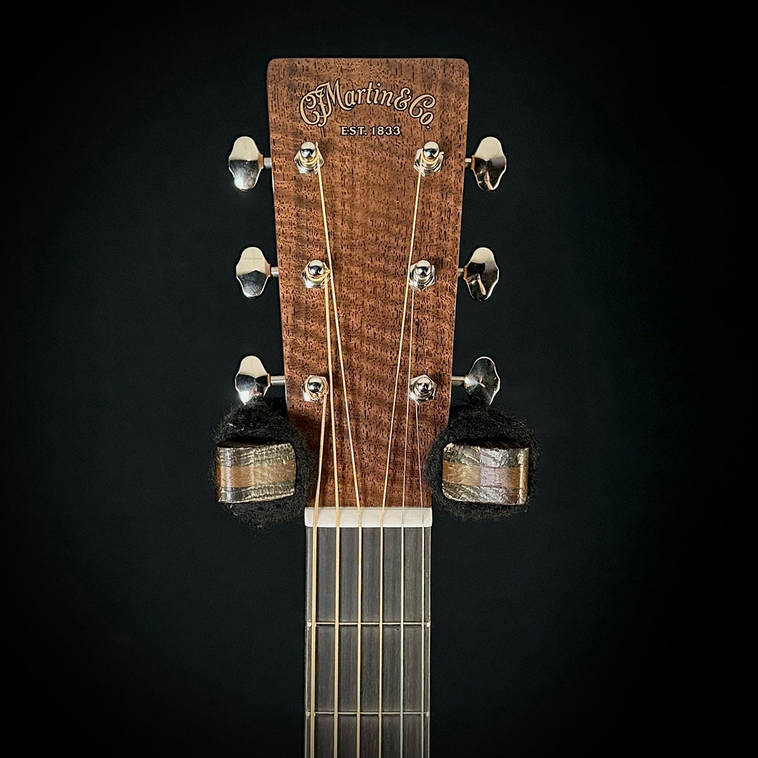 Martin Music Villa CS 18 Style, Jumbo - Bastogne Walnut