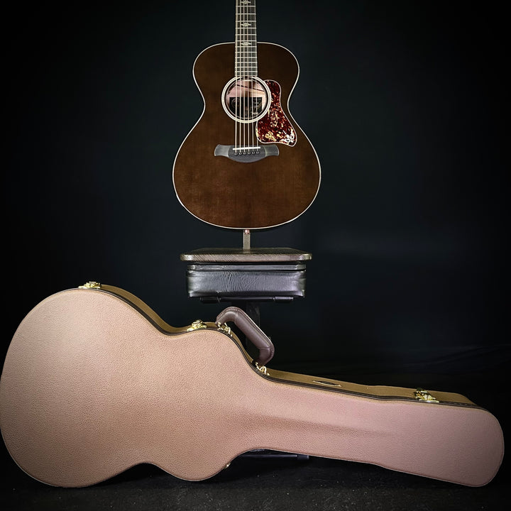 Taylor Custom Gold Label - Grand Concert