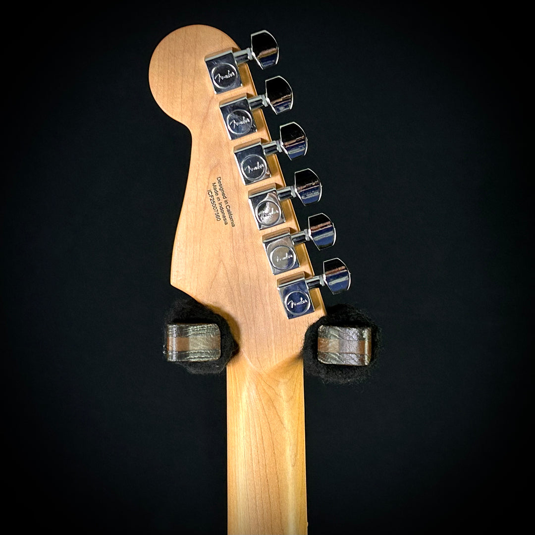 Fender Standard Stratocaster