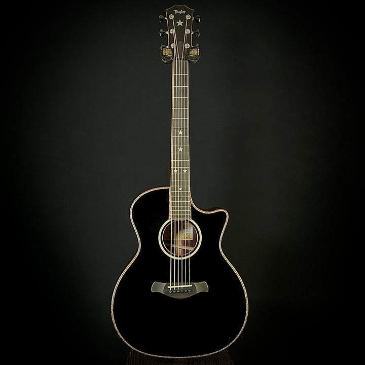 Taylor Guitars 4 Vets 814CE Special Edition
