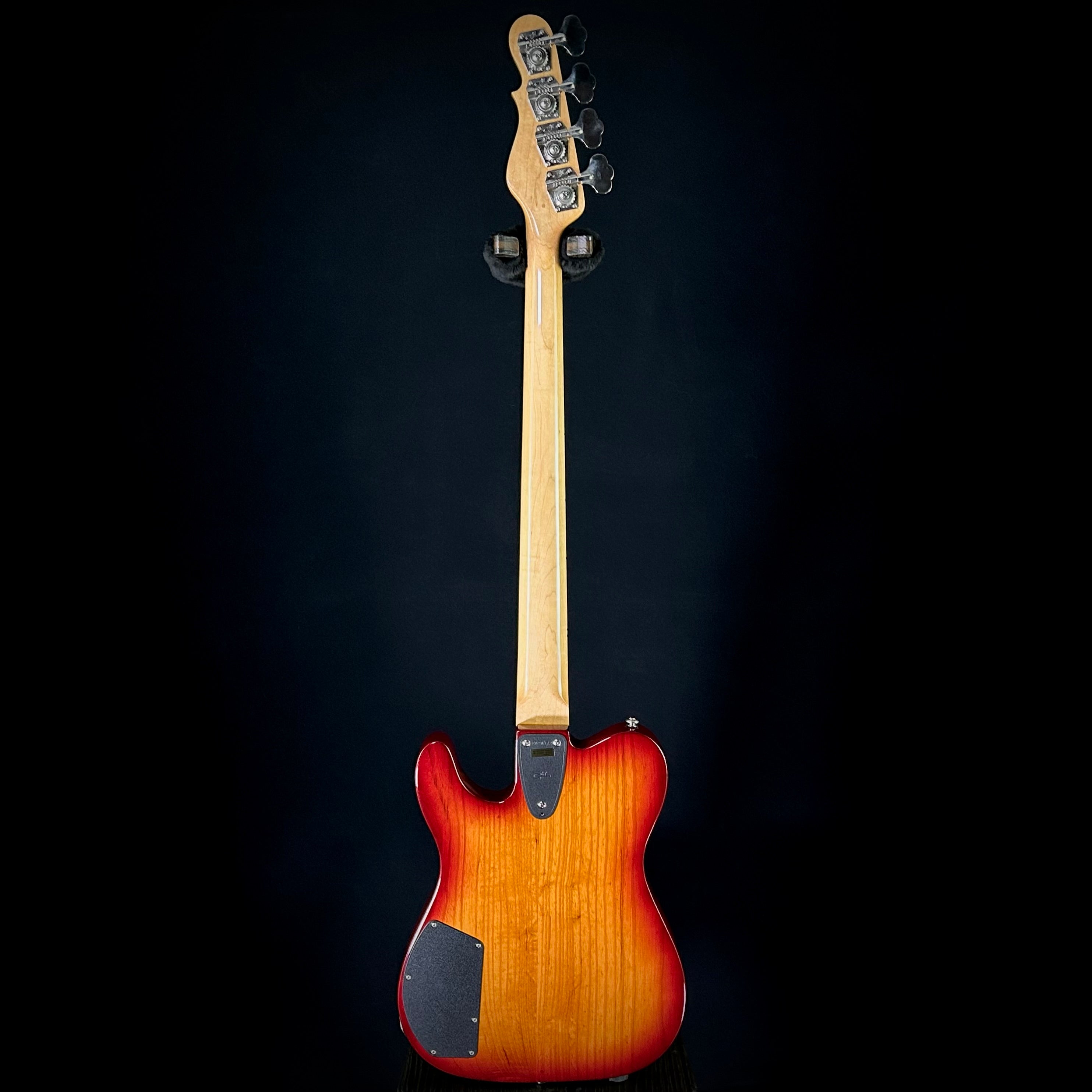 G&L ASAT Bass (USED) – Music Villa MT