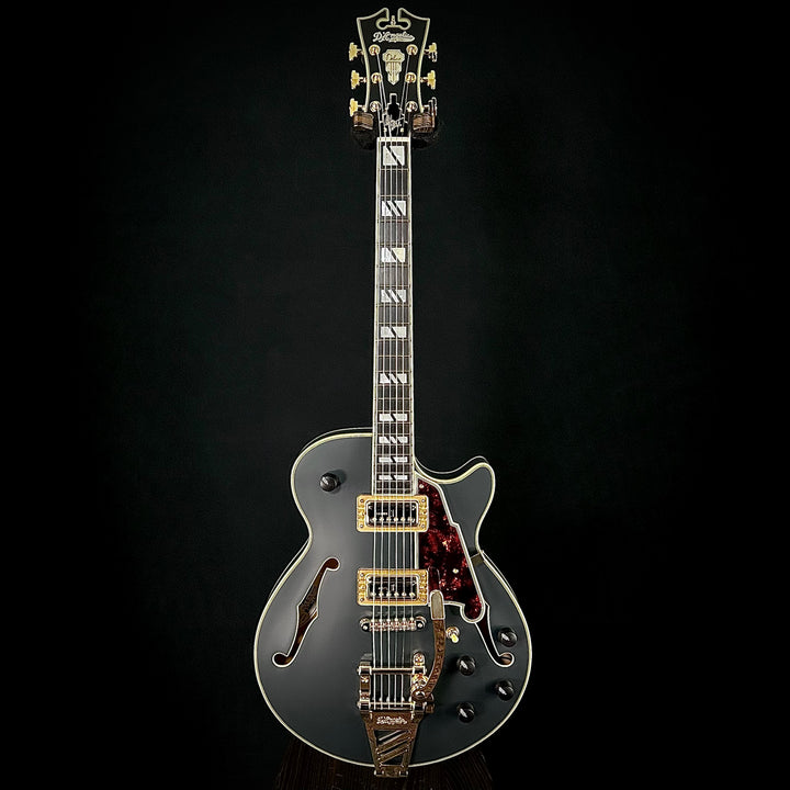 D’Angelico Deluxe Bobby Weir 3