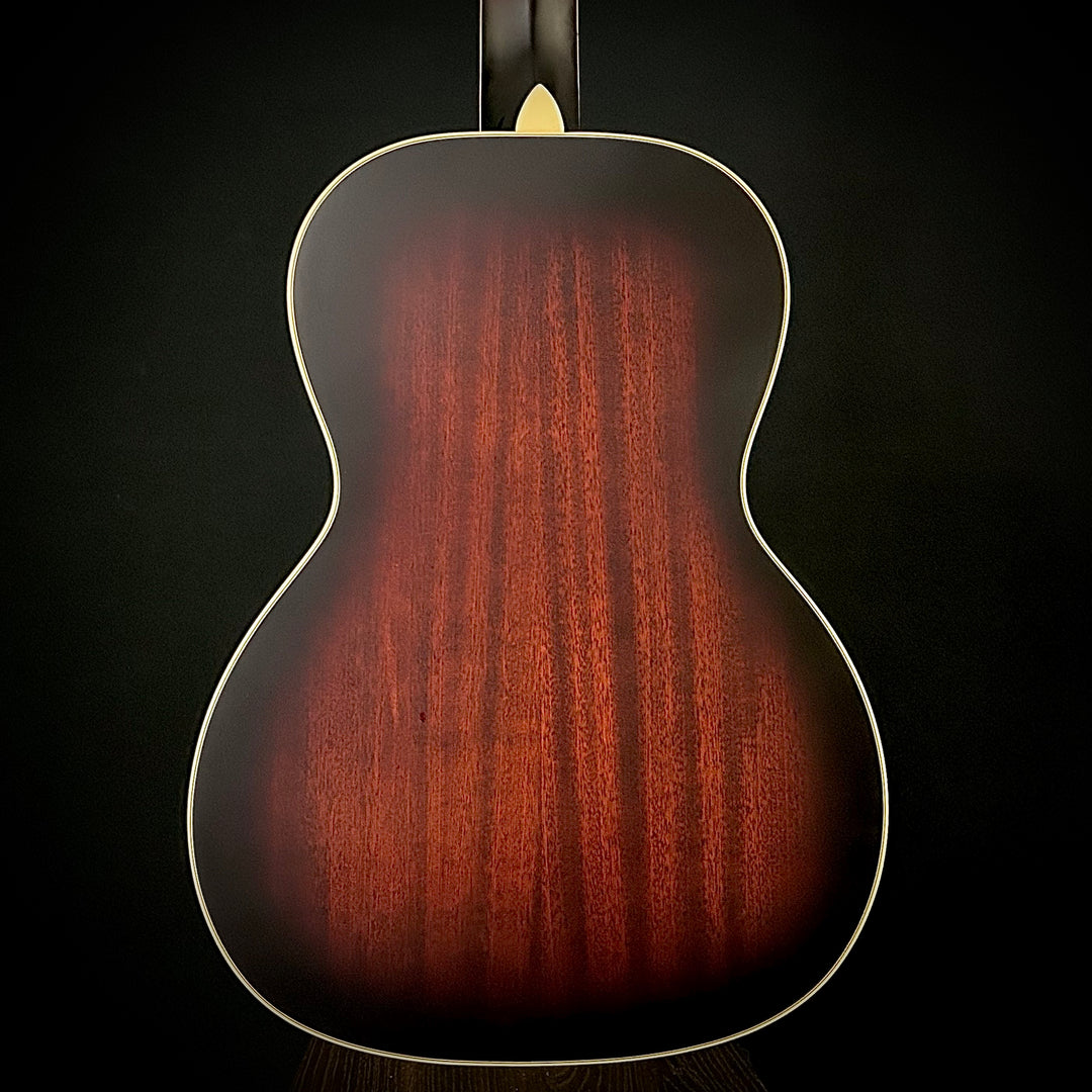 Gretsch G9241 Alligator™ Biscuit Round-Neck Acoustic / Electric Resonator Guitar
