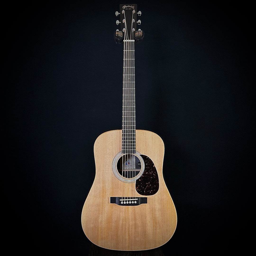 Martin D-X2E Billy Strings