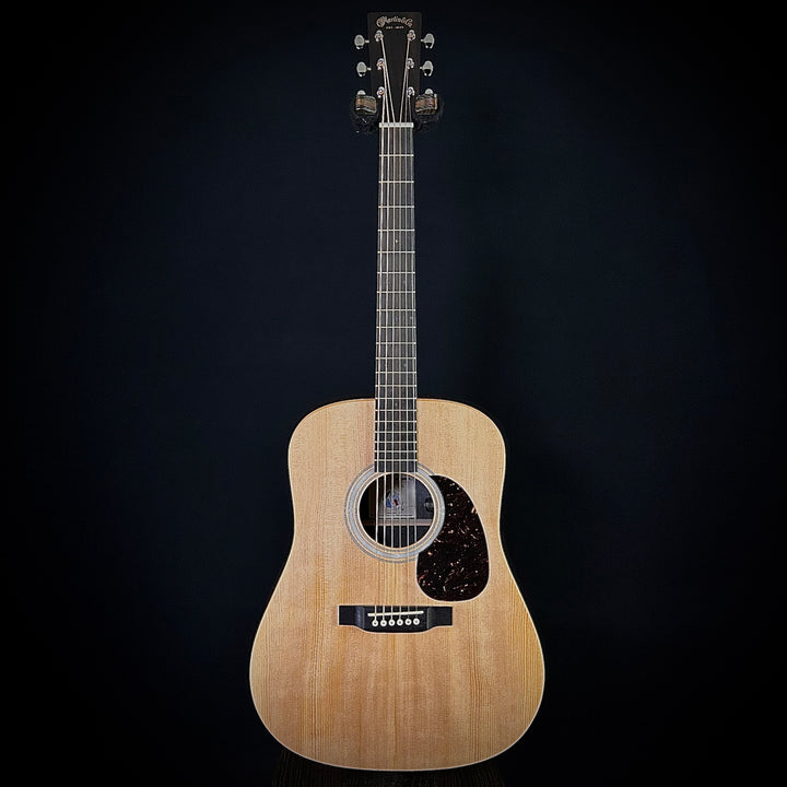 Martin D-X2E Billy Strings
