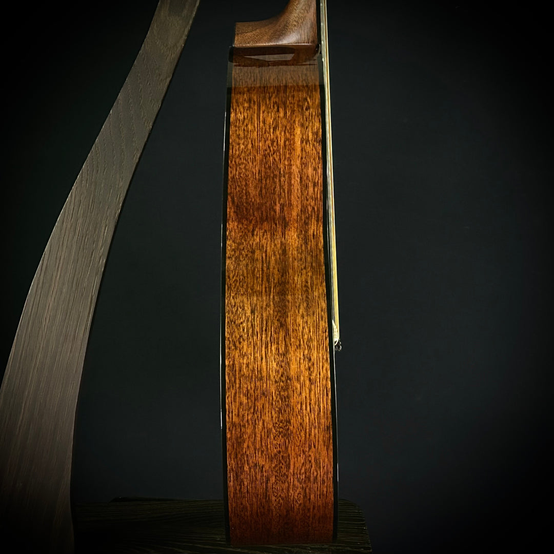 Martin 00-18