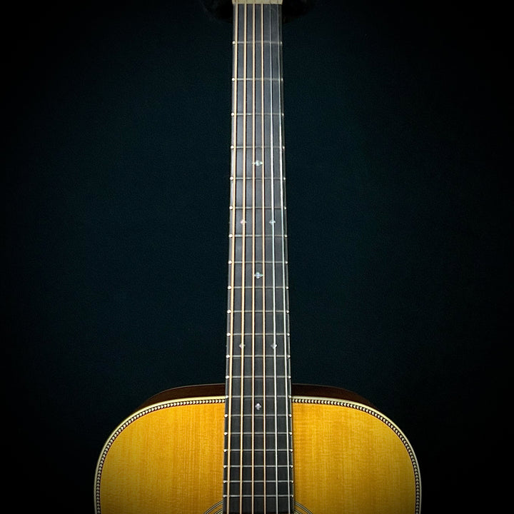 Martin D-28 Authentic 1937 Aged - Guatemalan Rosewood