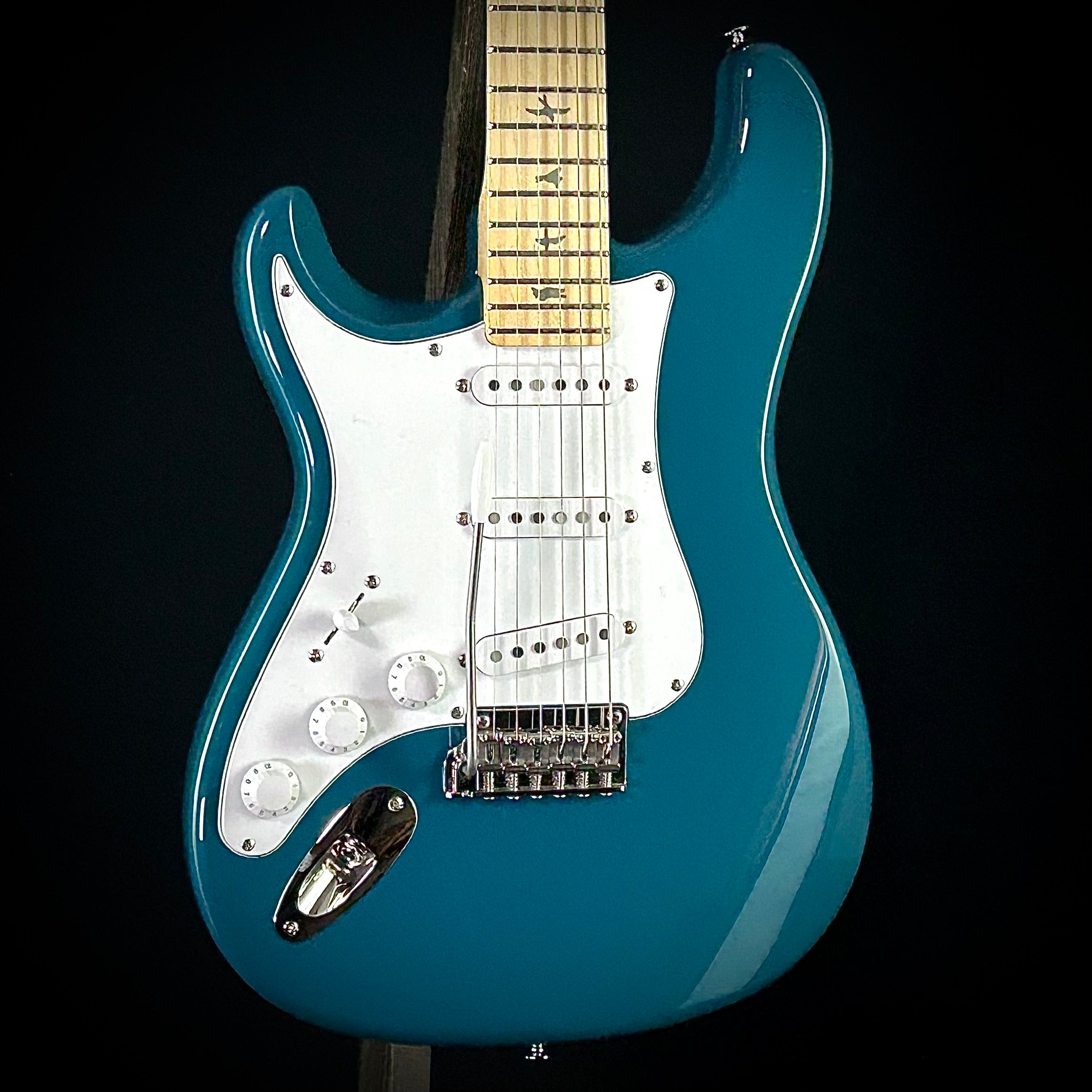 Left Handed Instruments – Music Villa MT