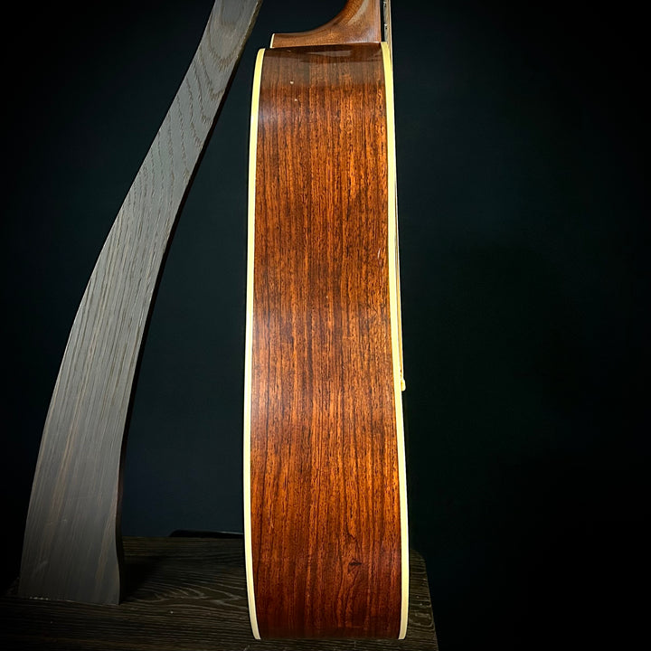 Martin D-28 Authentic 1937 Aged - Guatemalan Rosewood