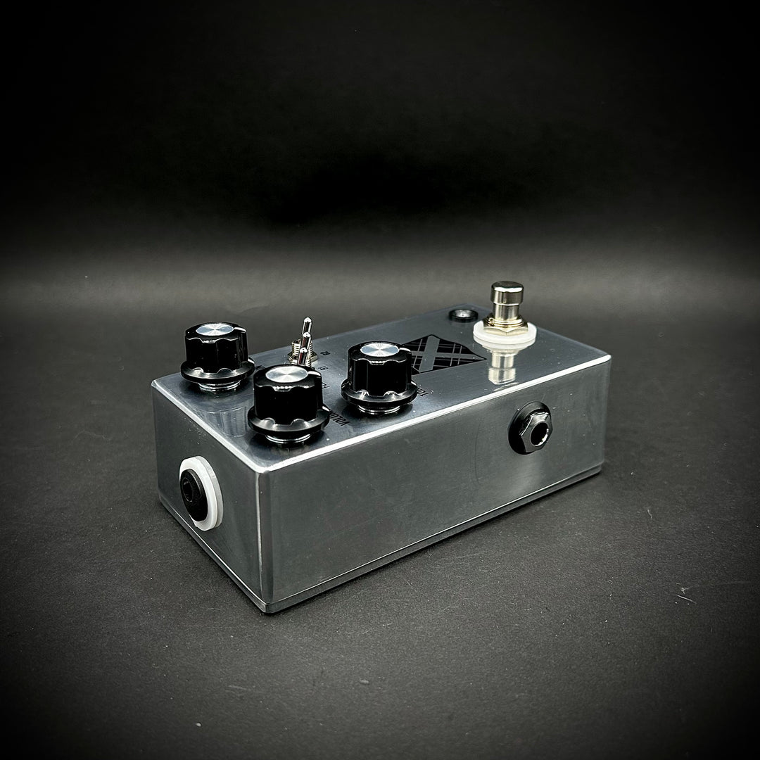 jhs pedals the kilt JHS Pedals-Limited Kilt 10 – Music Villa MT