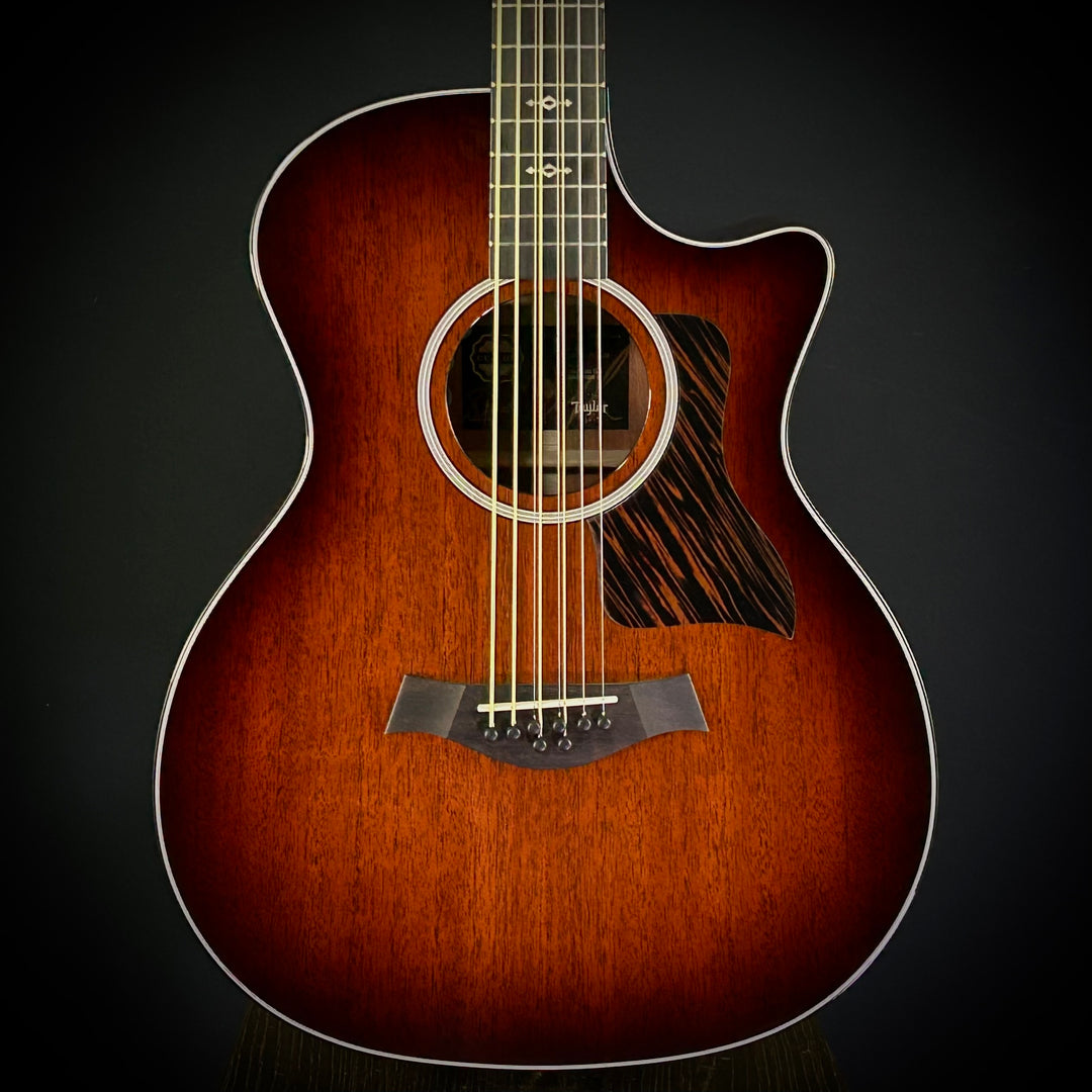 Taylor MV Custom Baritone-8 - Grand Auditorium