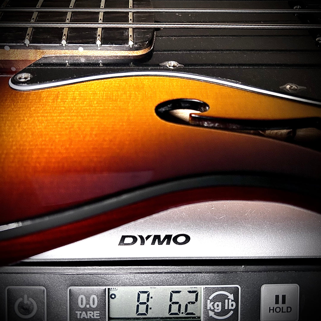 Fender Limited Edition Suona Jazz Bass Thinline