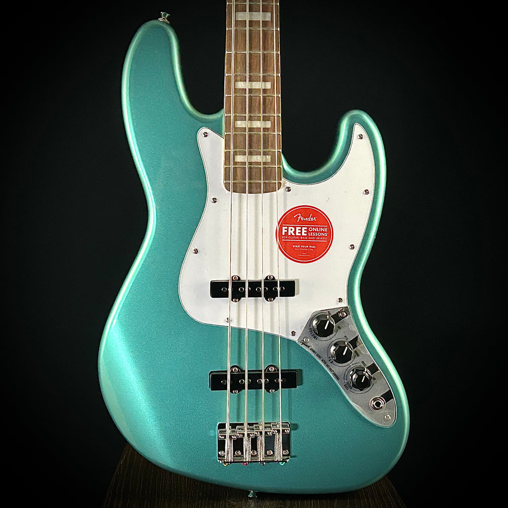Squier スクワィア　Affinity JAZZ BASS Affinity Series® Active Jazz Bass® – Fender