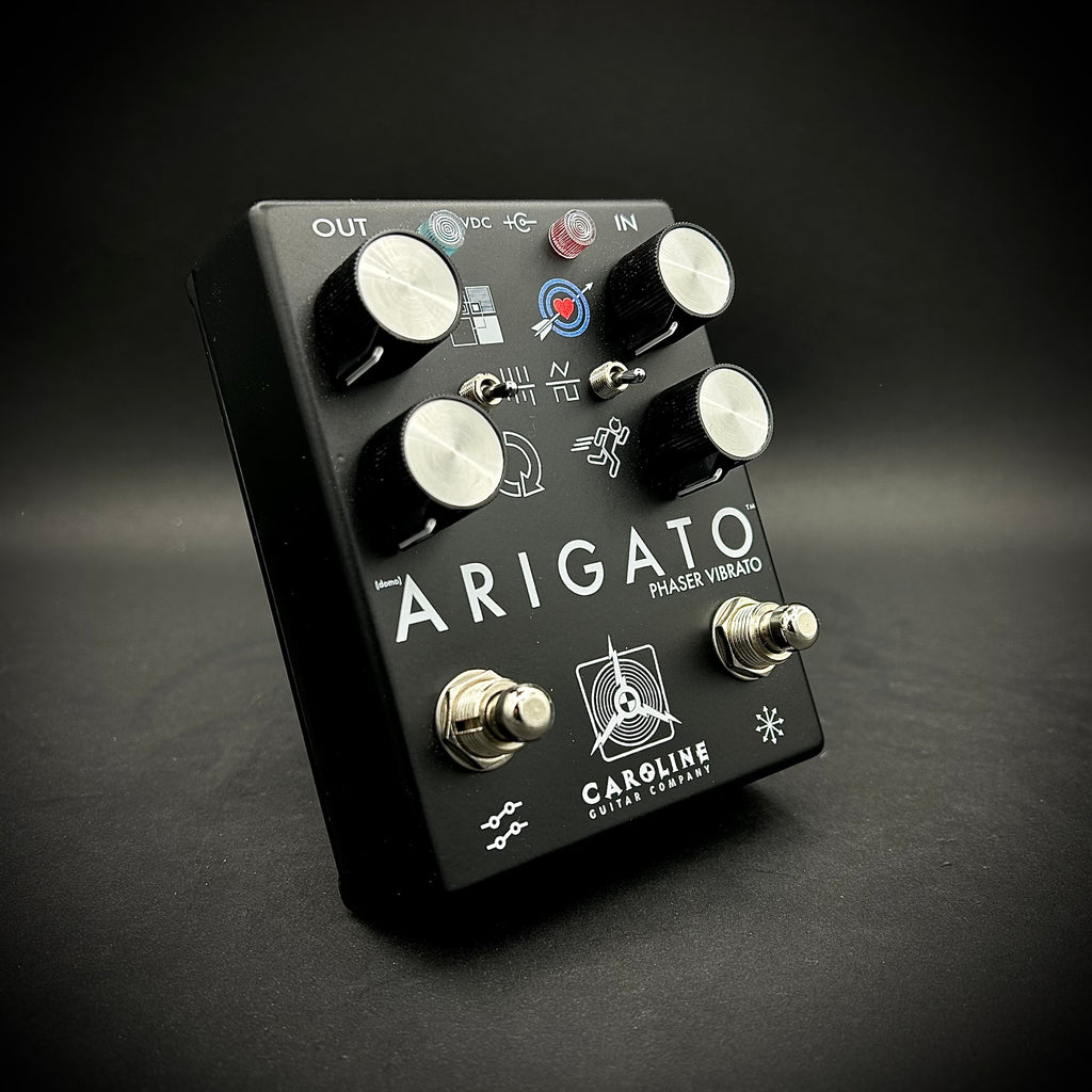CAROLINE ARIGATO Phaser Vibrato フェイザー　美品 Caroline Guitar Company Arigato Phaser/Vibrato LTD Black