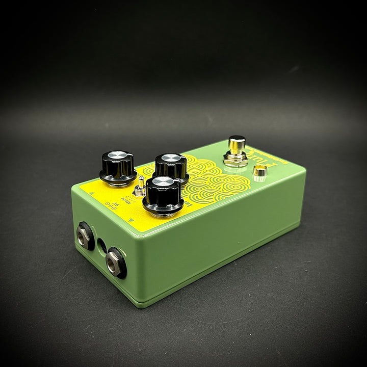 EarthQuaker Devices Plumes Small Signal Shredder