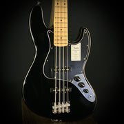 Fender Standard Jazz Bass