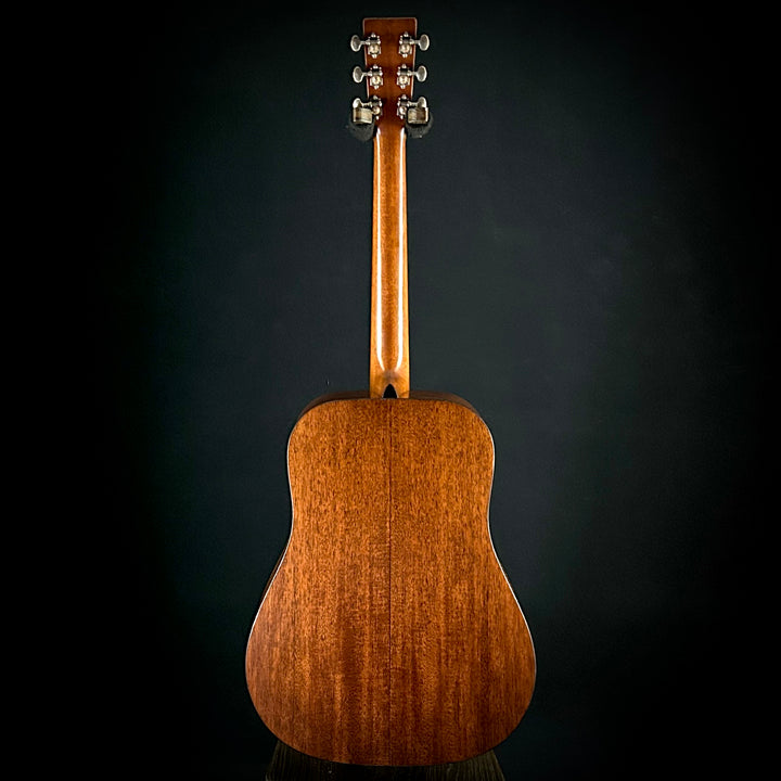 Martin Custom Shop D-18 Authentic Stage 1 Aged - Ambertone